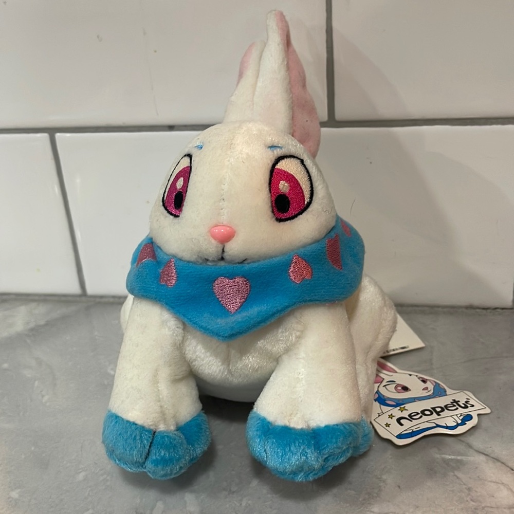 NWT Neopets Cybunny plushie petpet